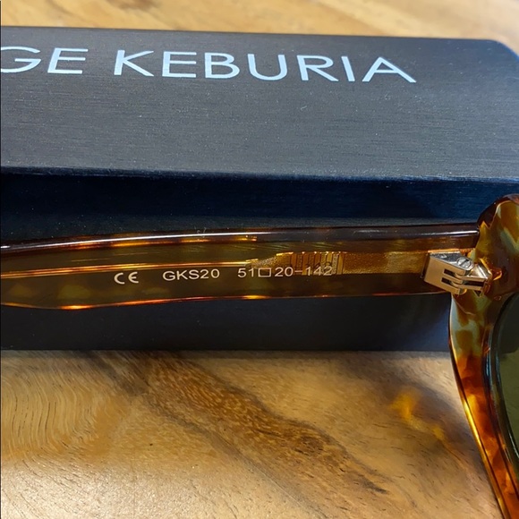 Brand New! George Keburia sunglasses - Picture 5 of 5